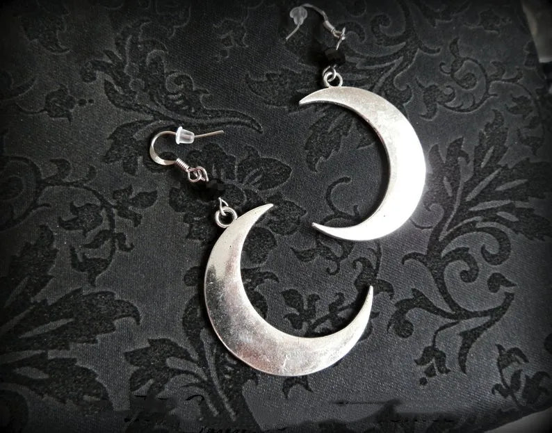 Crescent Moon necklace mystic gothic jewelry Lunar witch celtic Pagan Wiccan luna Moon phase witchy Goddess Fashion woman gift