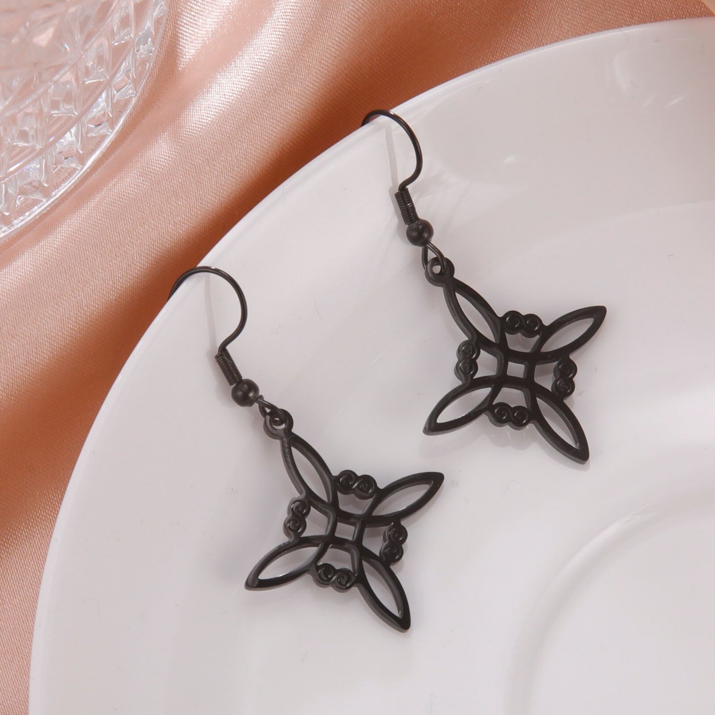 Witch Knot Earrings - Elementsofthewitch