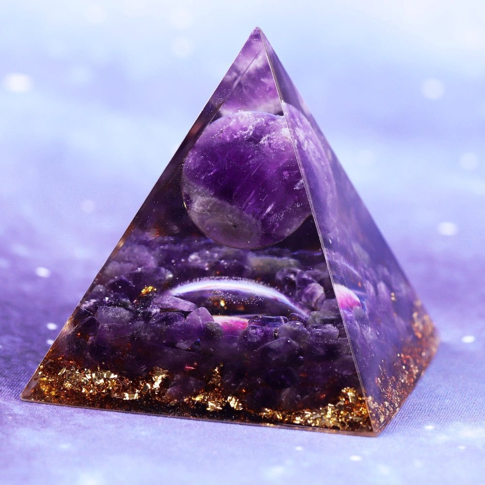 Glow In The Dark Planet Orgone Pyramid - Elementsofthewitch