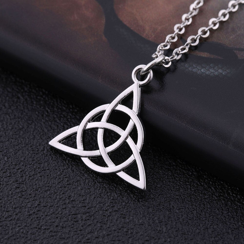 Witch Knot - Triqueta Earrings or Necklace - Elementsofthewitch