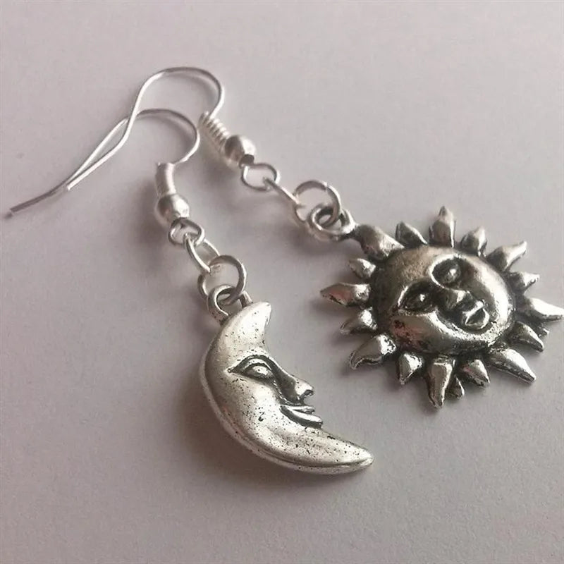 Crescent Moon necklace mystic gothic jewelry Lunar witch celtic Pagan Wiccan luna Moon phase witchy Goddess Fashion woman gift