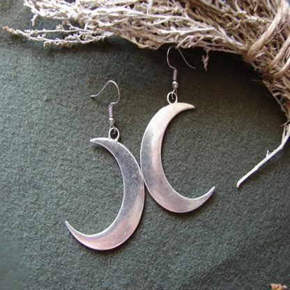 Crescent Moon necklace mystic gothic jewelry Lunar witch celtic Pagan Wiccan luna Moon phase witchy Goddess Fashion woman gift