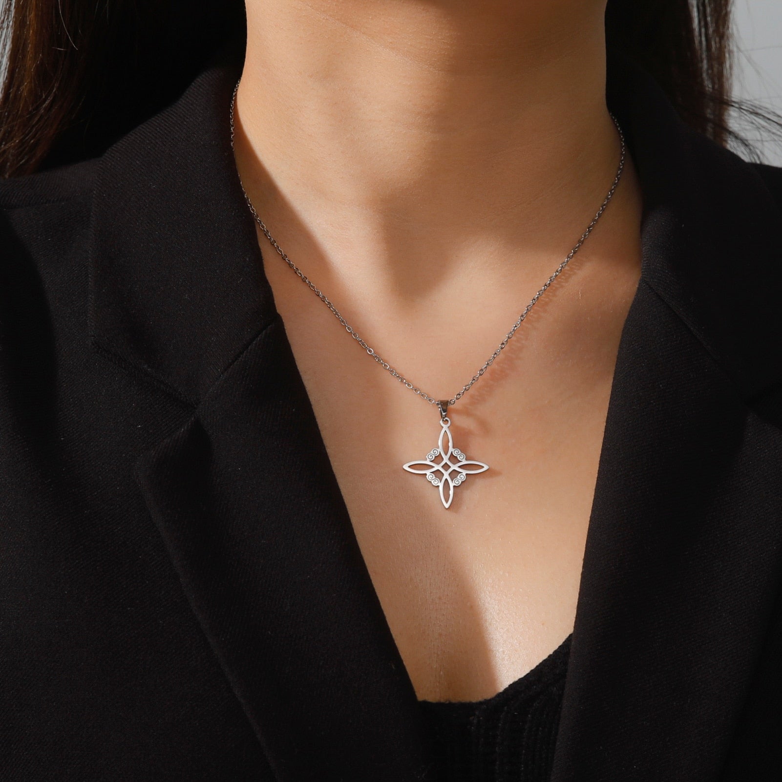 Witch Knot Necklace - Elementsofthewitch