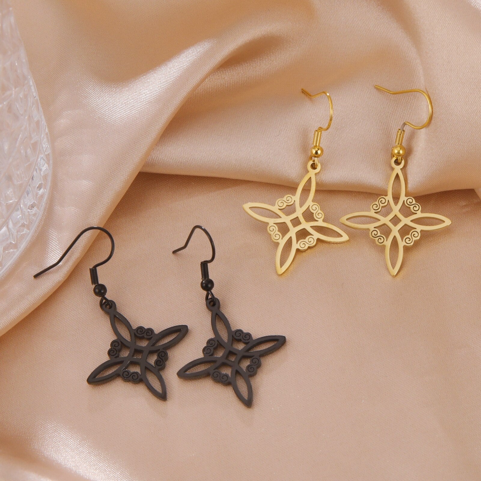 Witch Knot Earrings - Elementsofthewitch