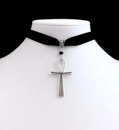 Crescent moon choker thick black velvet with jewelry large silver color charm gothic witchy choker gift fashion