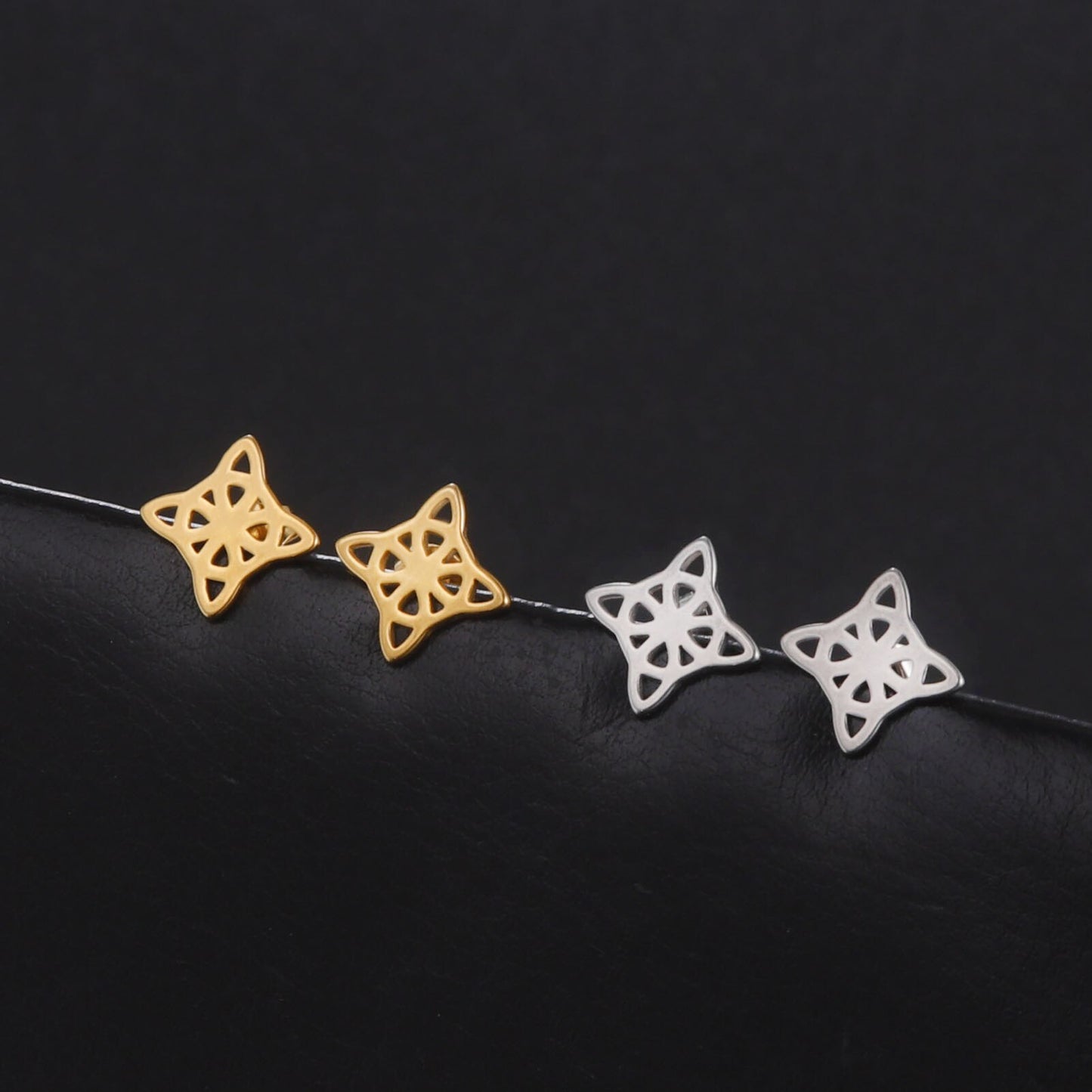 Witch Knot Stud Earrings - Elementsofthewitch