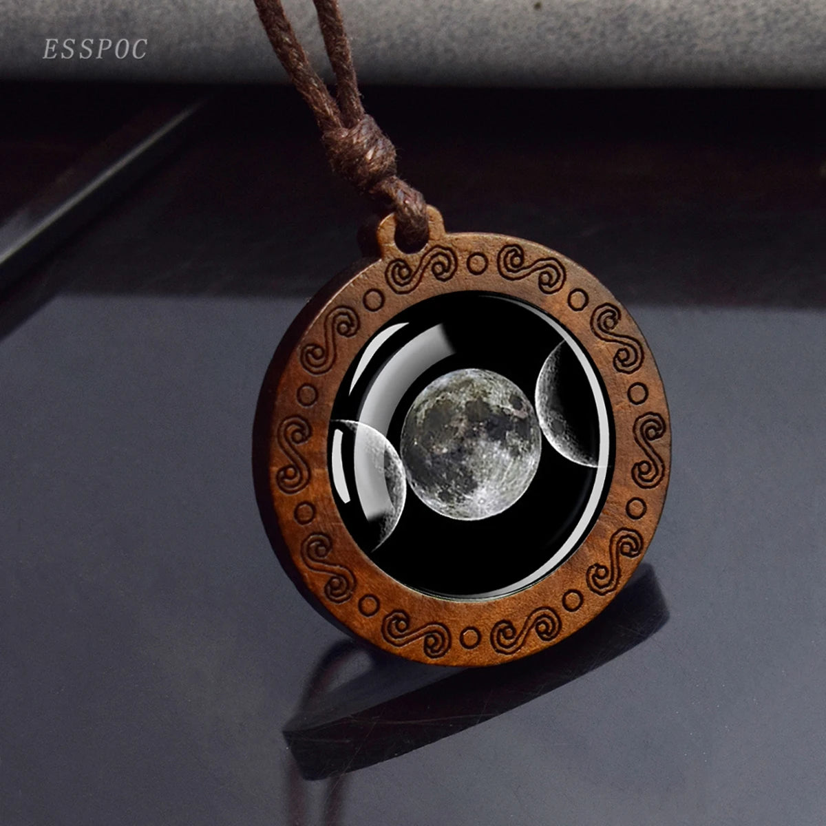 Triple Moon Goddess Glass Necklace Wood Pendant Wiccan Pentagram Necklace Vintage Magic Sign Jewelry Dropshipping