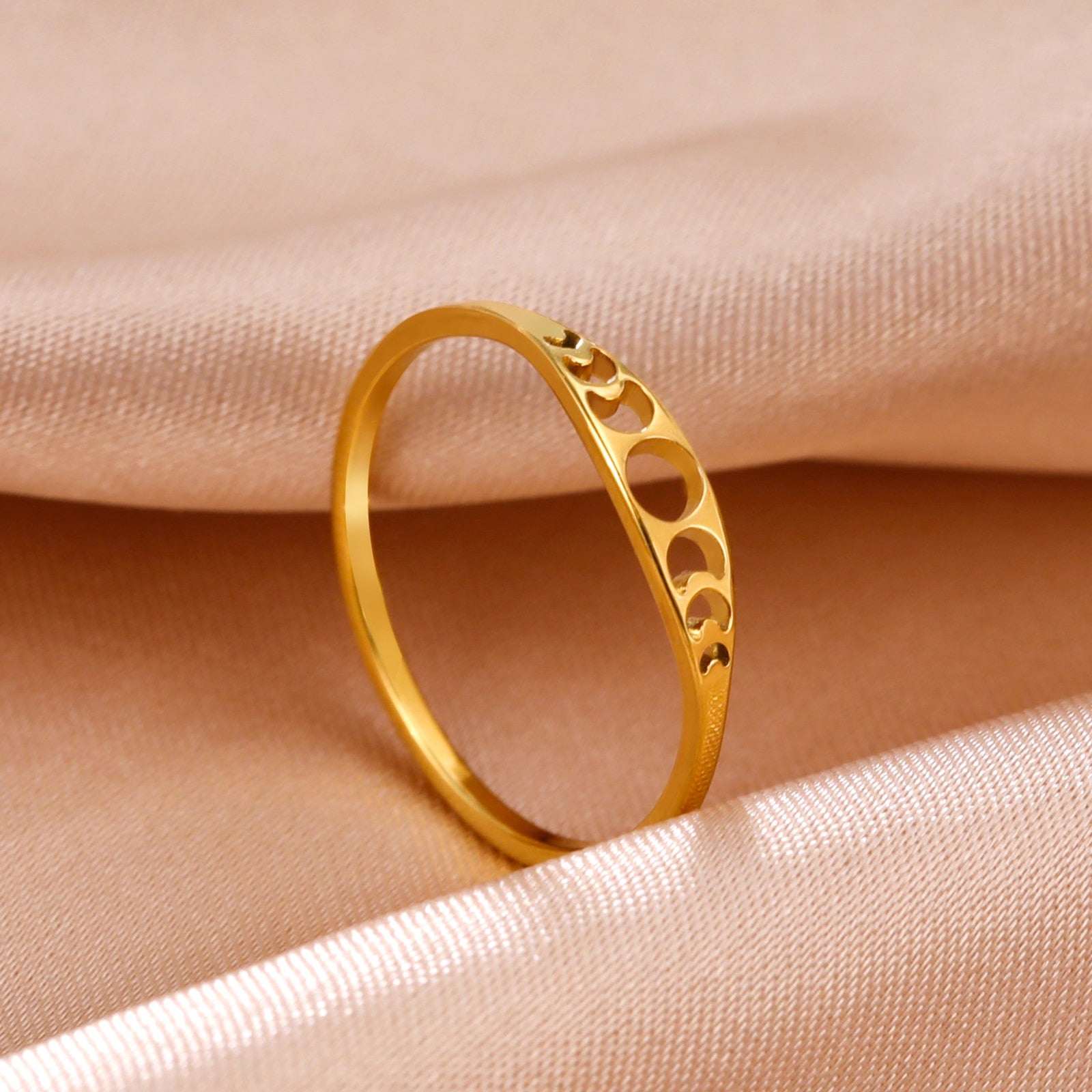 Moon Phase Ring - Elementsofthewitch