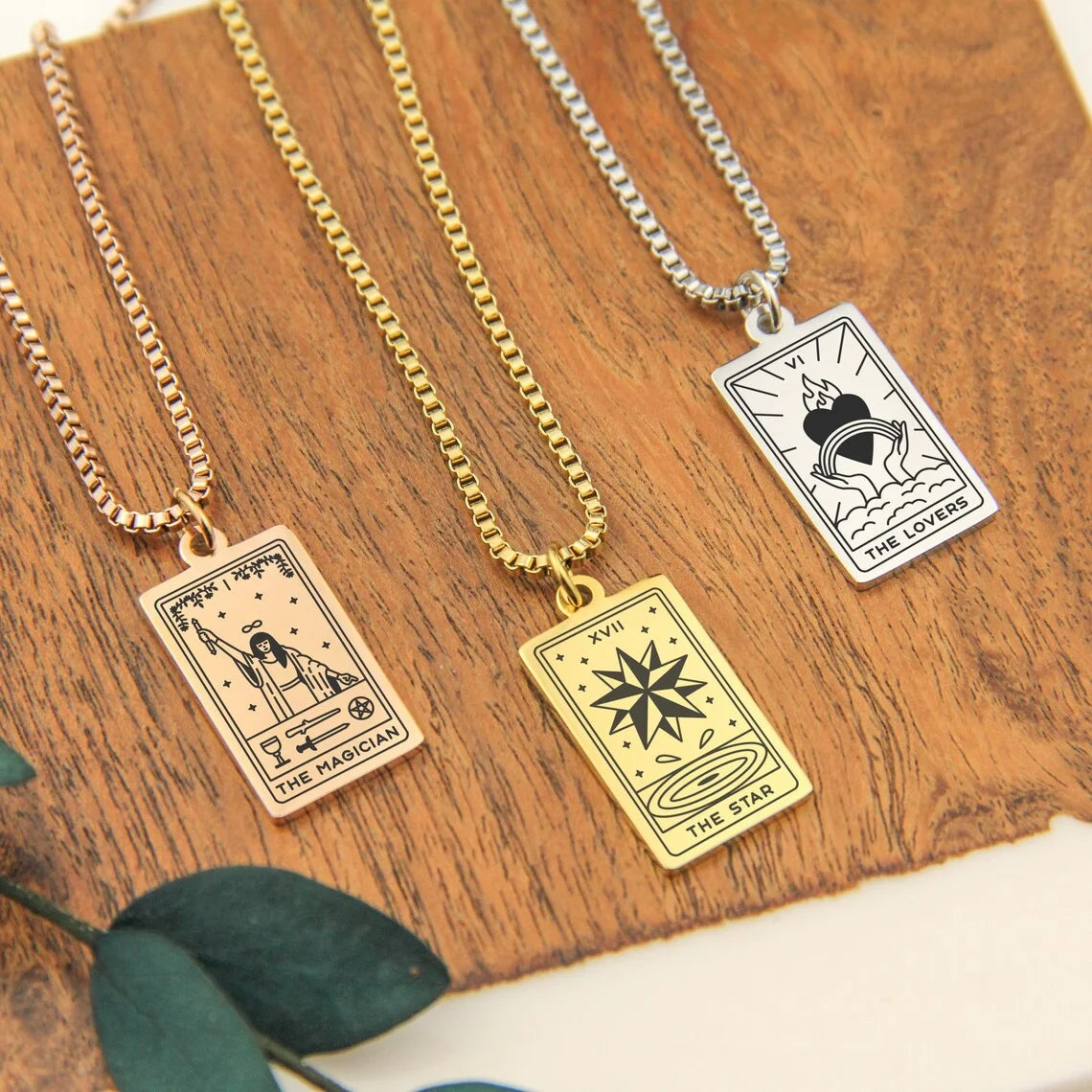 Personalized Tarot Card Necklace Box Chain Hang Tag Necklace Customized Spiritual Jewelry Best Friend Gift