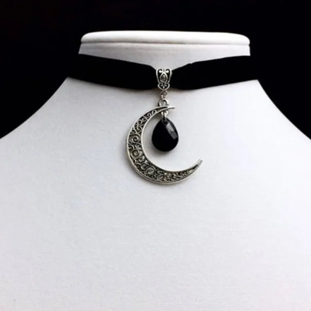 Crescent moon choker thick black velvet with jewelry large silver color charm gothic witchy choker gift fashion