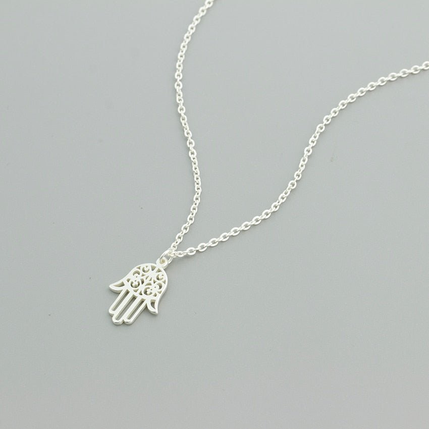 Luna Hamsa Hand Pendant Necklace - Elementsofthewitch