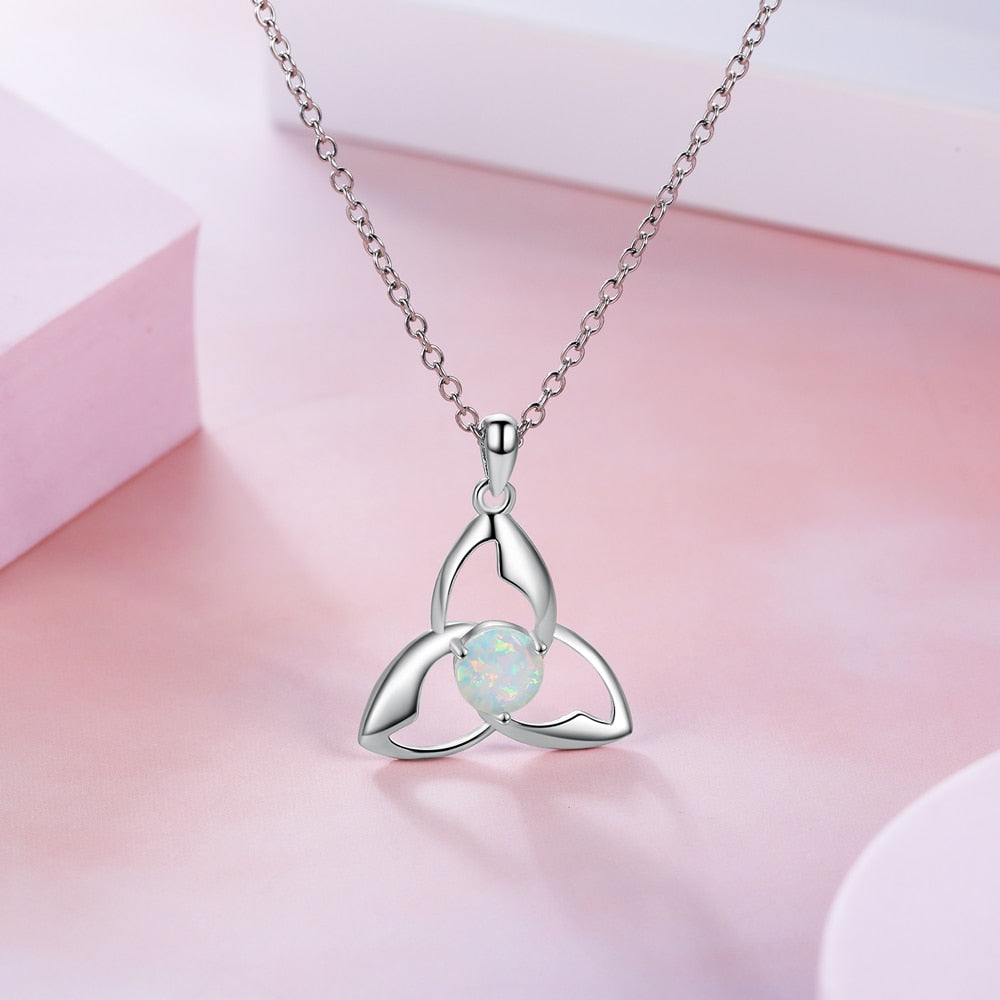 Vintage Opal Celtics Knot Triquetra Necklace - Elementsofthewitch