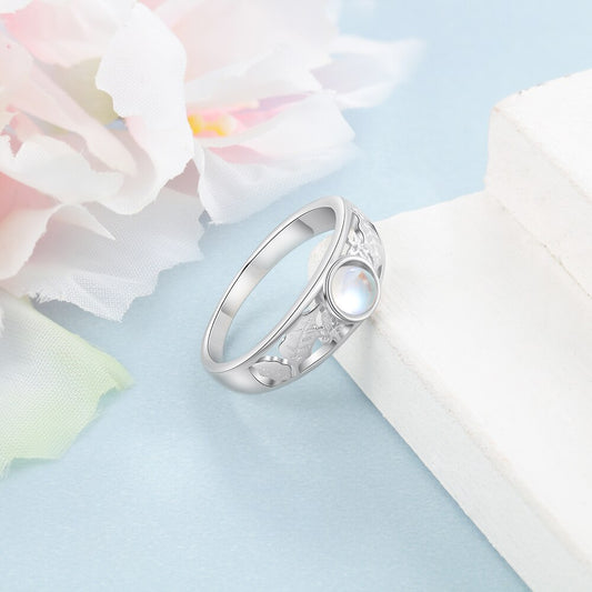 Sterling Silver Moonstone Ring - Elementsofthewitch