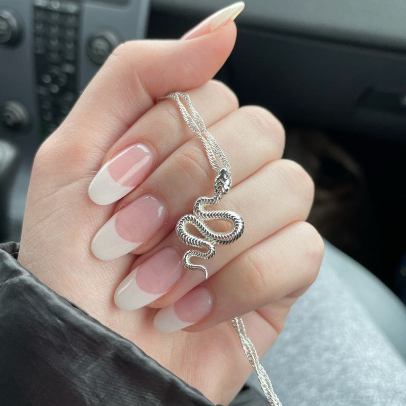 Snake Pendant Necklace - Elementsofthewitch