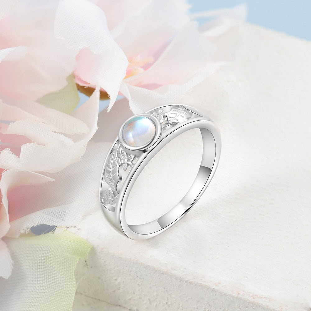 Sterling Silver Moonstone Ring - Elementsofthewitch