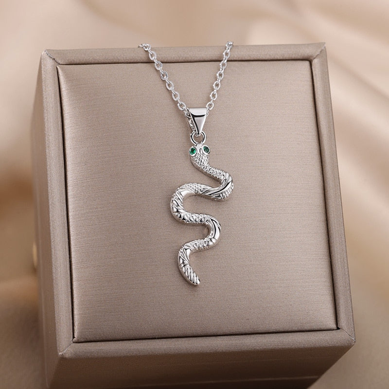 Snake Pendant Necklace - Elementsofthewitch