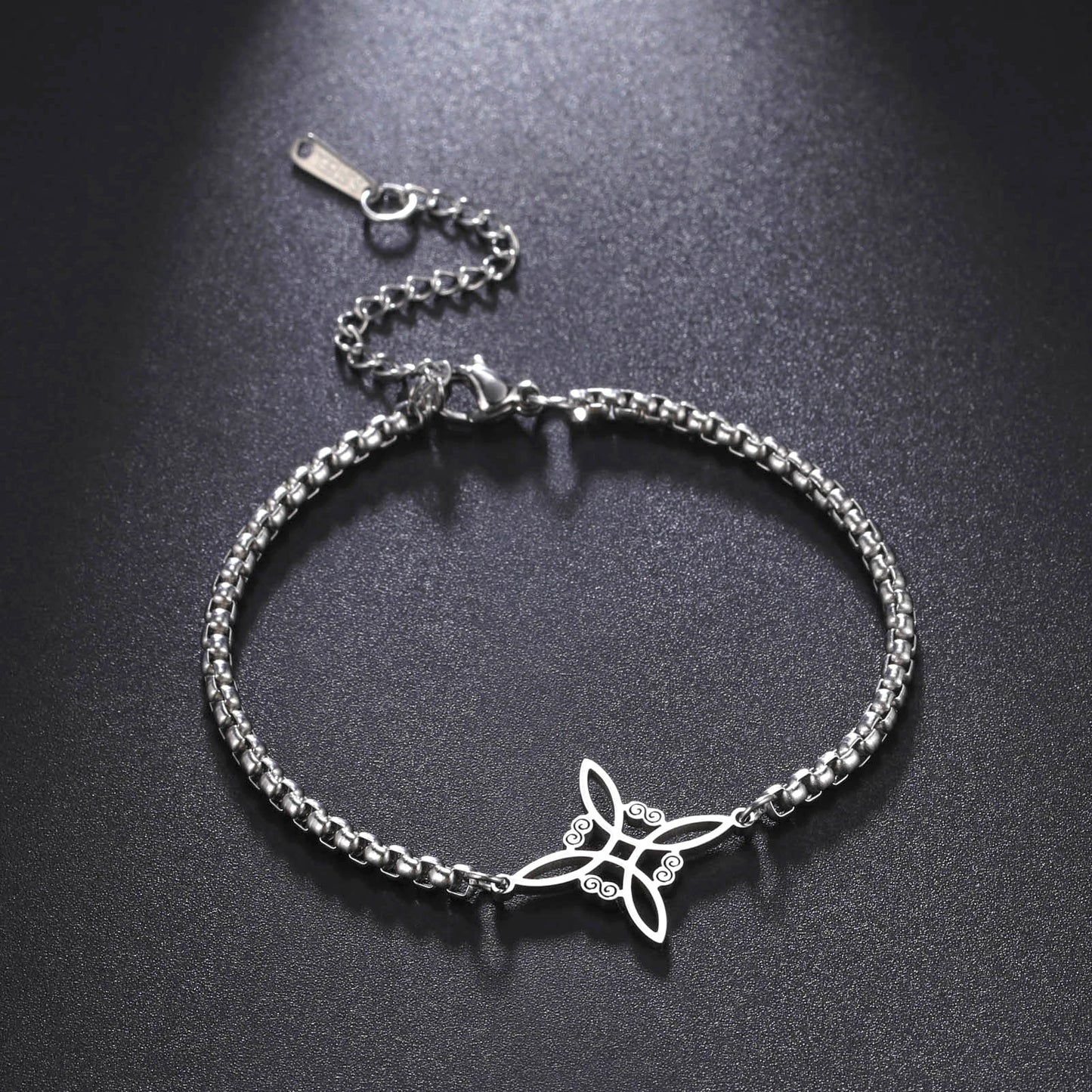 Witch Knot Charm Bracelet - Elementsofthewitch